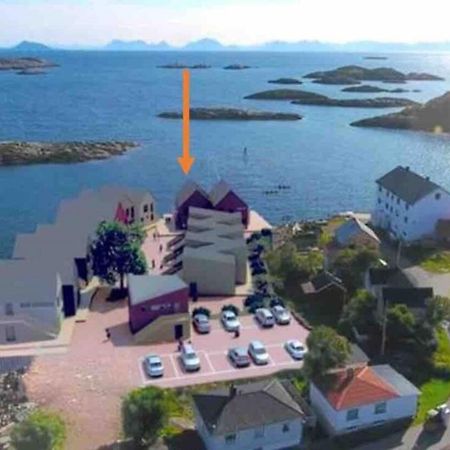 Waterfront Apartment With Panoramic Sea View Henningsvær Extérieur photo